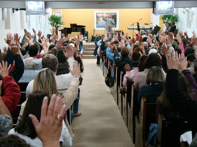 DSC00927.JPG - Pr. Josué ministrando