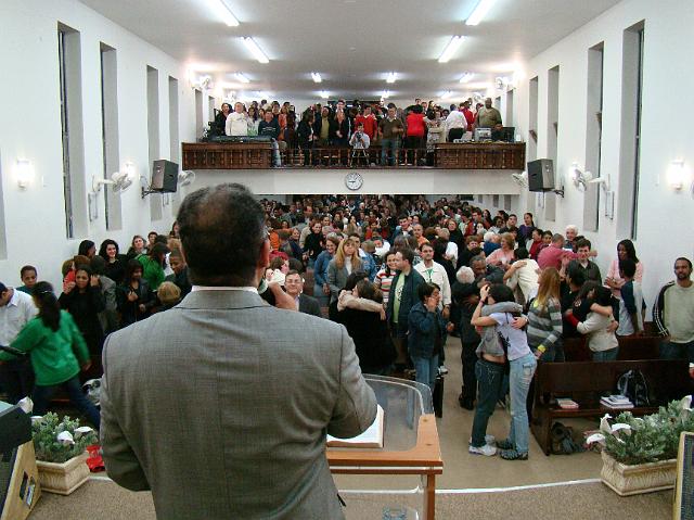 DSC00936.JPG - Pr. Josué ministrando