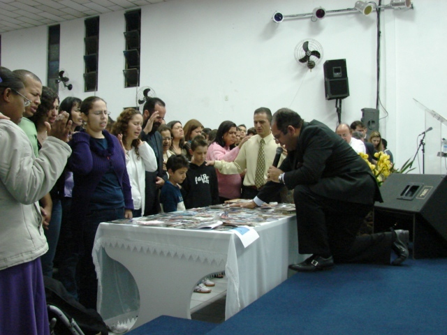 DSC07222.JPG - Pr. josué ministrando pelas familias